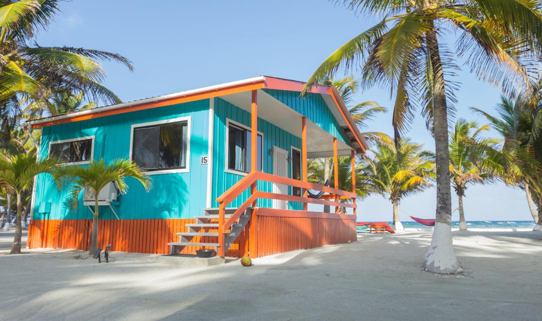 Blue Marlin Beach Resort Dangriga Eksteriør bilde